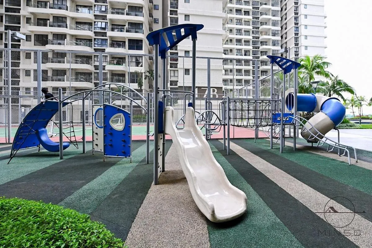 Kingsbay B #5Pax #Vintagewood #Highfloor Apartment Johor Bahru